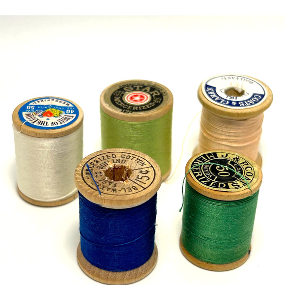 Vintage Thread On Wooden Spools Lot of 30 - Picture 7 of 9